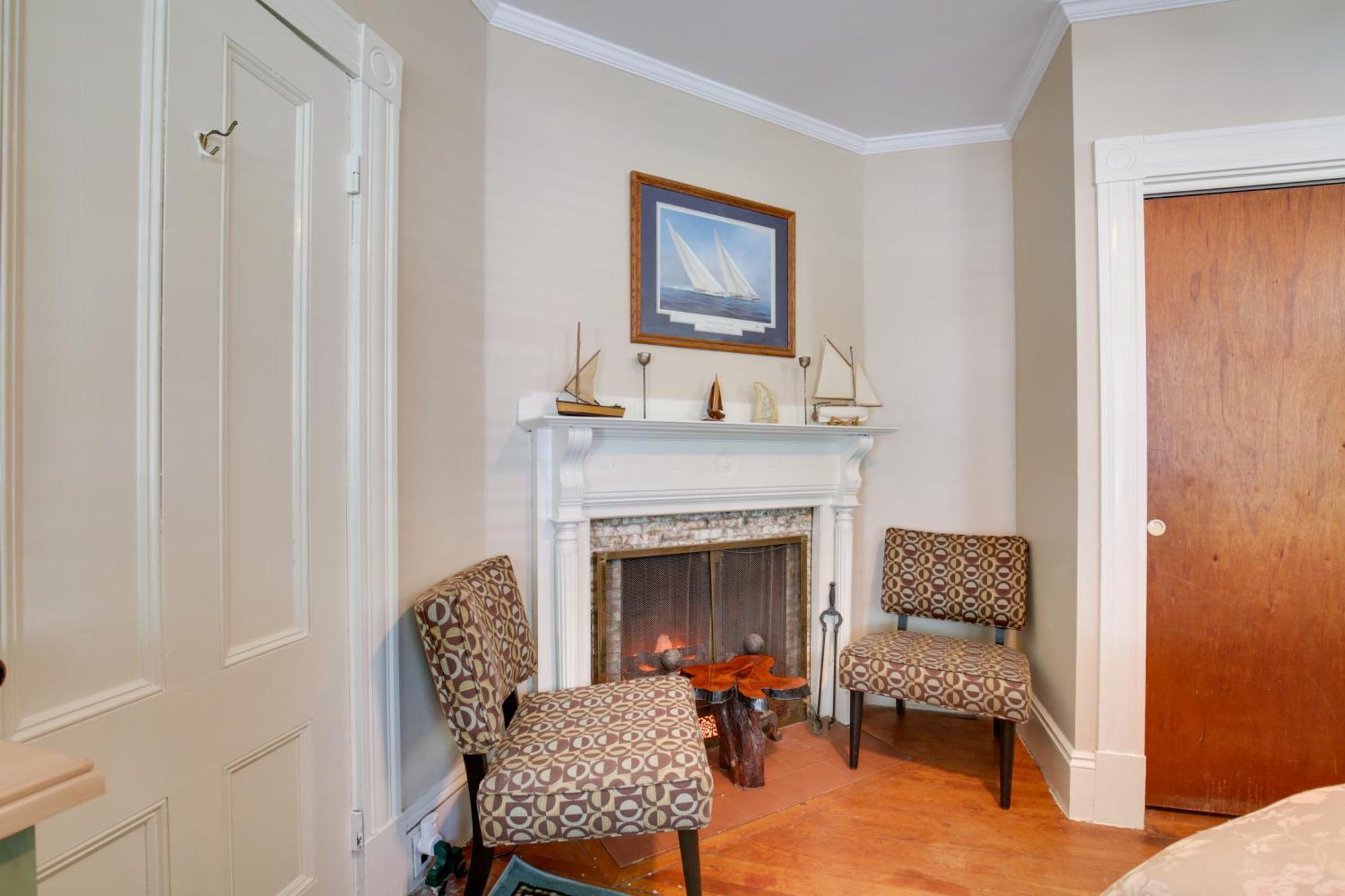 Quaint Beverly Townhome Walk To Beach And Downtown! Kültér fotó